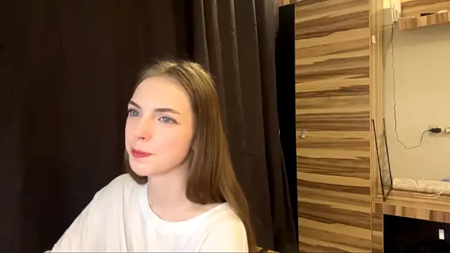 PollyDream: απευθείας συνομιλία ΧΧΧ