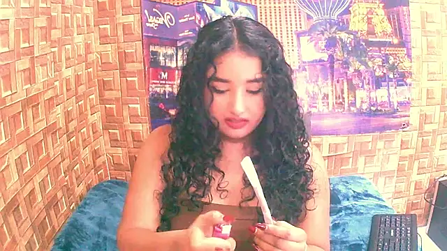 IndianAngel4u élő XXX-chatje