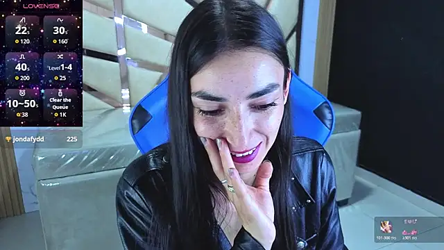 Maily_a_ Chat XXX in diretta