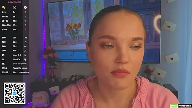 JulieLupo Webcam show