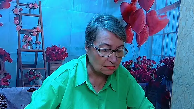 OlgaLuck live XXX chat