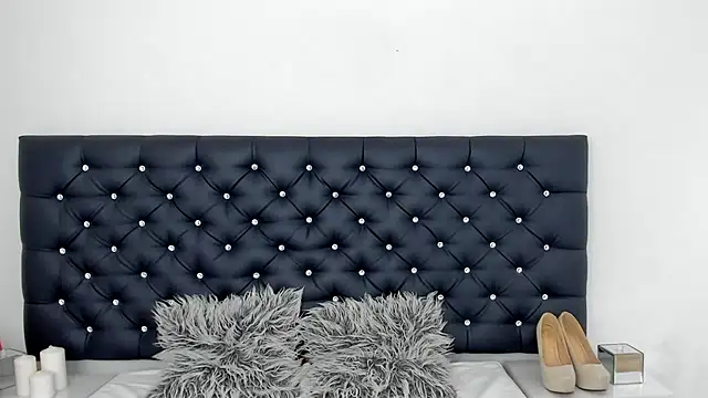 LenaHorny live XXX chat