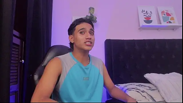 Chat +18 de Morgan_Bladee ao vivo