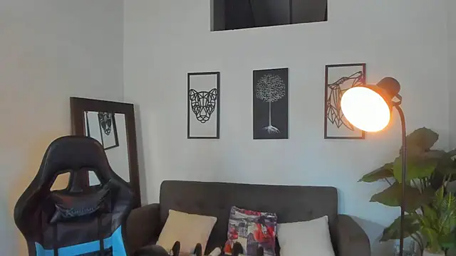 Živý XXX chat Justin_kingX7