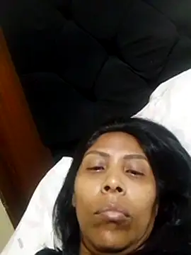 Chat +18 de cosita_rica_1 ao vivo