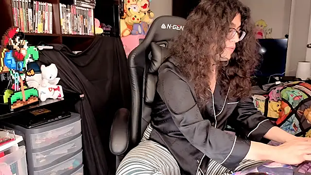 Вебкам-шоу ShinyCherub