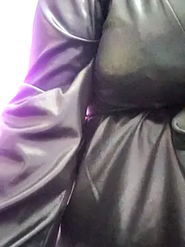 martinna_tay Chat XXX in diretta