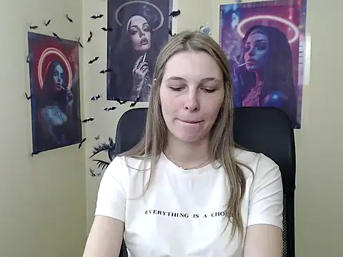 Онлайн чат XXX StrangerGi