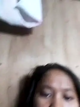 Webkamerová show xxursweetyoonaxx