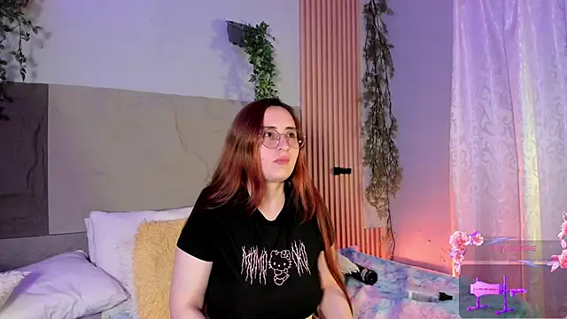 SOF1I's Live XXX Chat