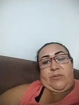 Nini_Love_ élő XXX-chatje