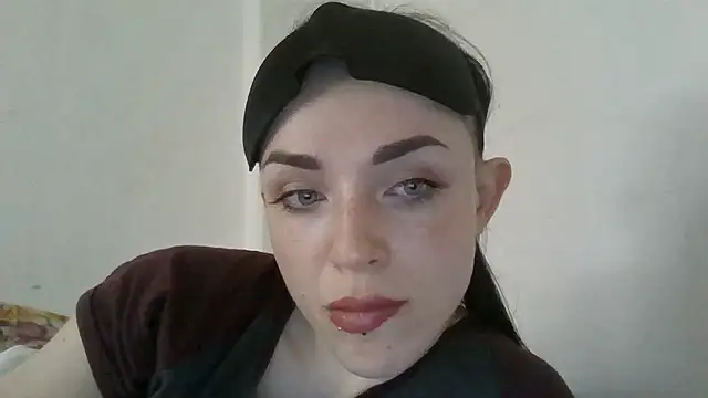 Trinsy_Love's Live XXX Chat