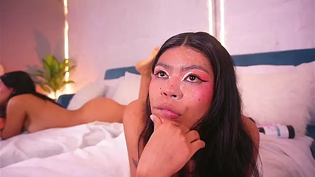 Živý XXX chat CailynBrowm