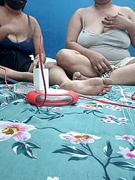 Pokazy przed kamerką – Ruchikalive