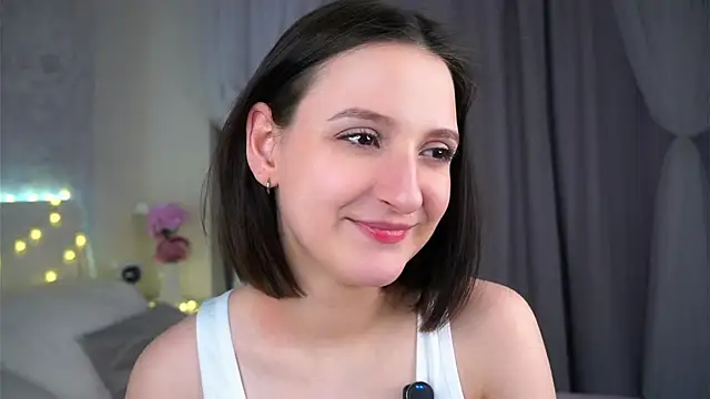 FalineBeacherのライブXXXチャット