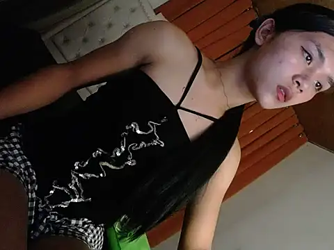 Sweet_18nicole's Webcam Show