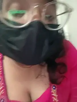 Živý XXX chat MaggieTelugu-15