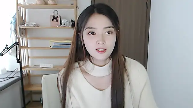 Mimi-cnbaby Chat XXX in diretta