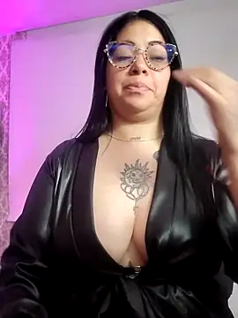 Chat XXX ao vivo de martinna_tay