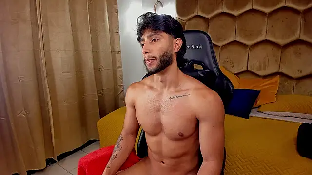 Emmet_CollinsJS' Webcam Show