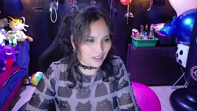 kureiji_hentaiiのライブXXXチャット