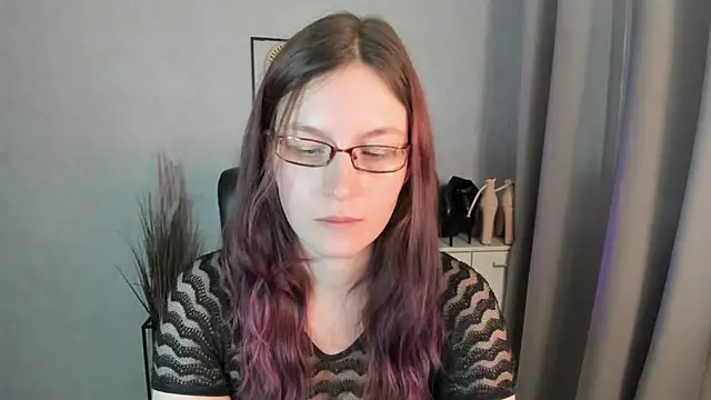 Chatroom XXX en direct de emmaxDelight