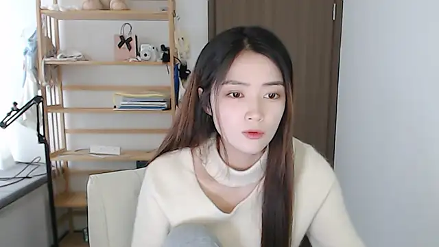 XXX chat uživo modela Mimi-cnbaby