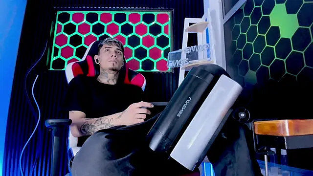 Max_Hader_ 现场XXX聊天