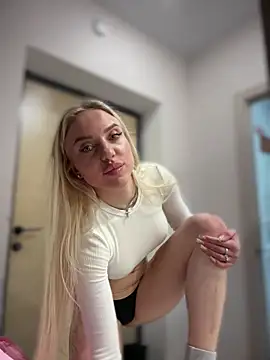 Chatroom XXX en direct de pinkstar_