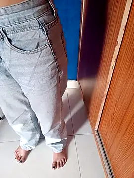 Sexy_aakanshaのライブXXXチャット