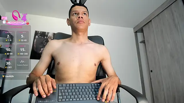 milo_cruz_ webkamerás műsora