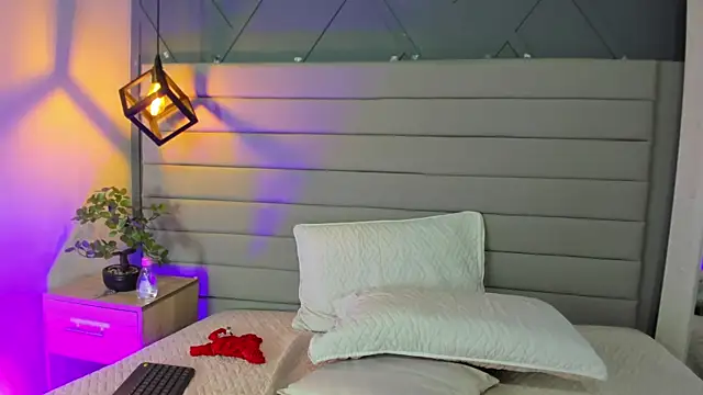 Maya_curvy Live XXX-Chat