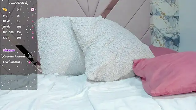 แชท XXX สดของ mia_rouxx1