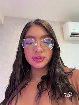 Chatroom XXX en direct de jenn_fit