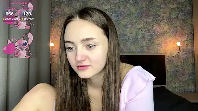 LoraDavi élő XXX-chatje