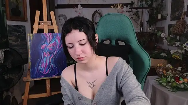 EffieMeowley webcam show