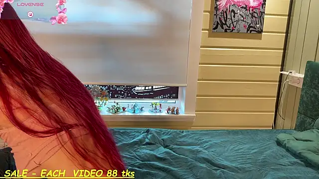 Show modela SandyChris na web-kameri