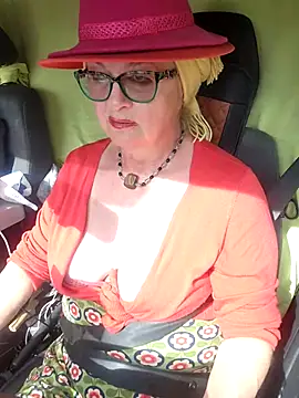 Hot-Muci Live XXX-Chat