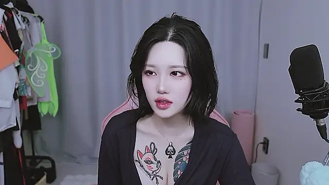 Czat XXX na żywo – MISA_02