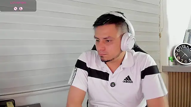 Rick_Adams – Kamerová šou