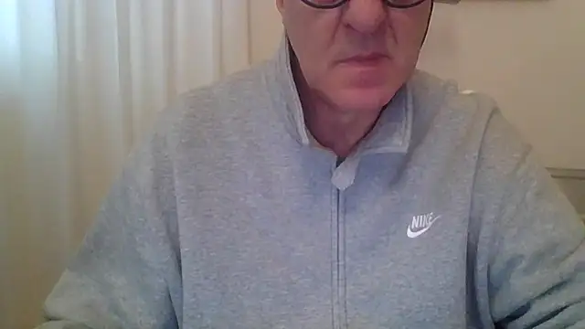 ANONIMO7735 Webcam-Show