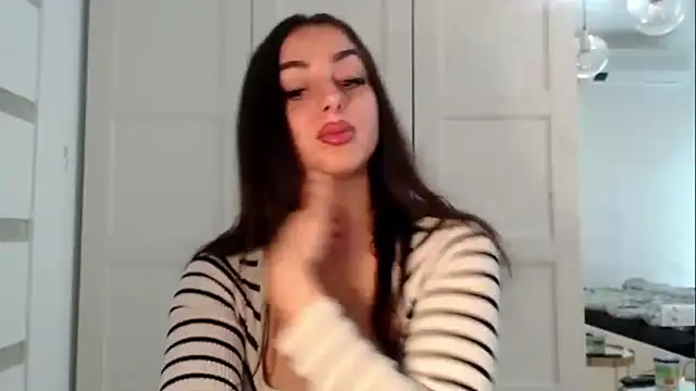 Chatroom XXX en direct de courtneyPerfect