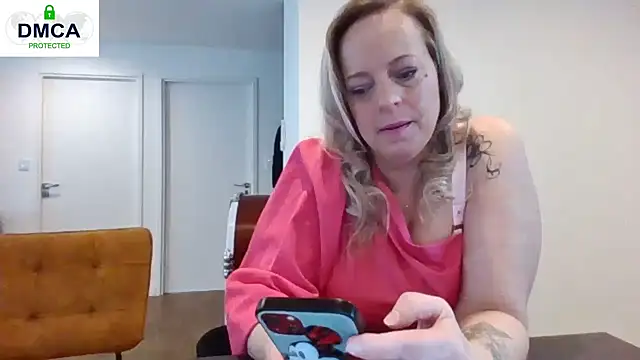 Miss-Chupagirly – Naživo XXX chat