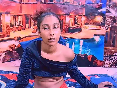 IndianSexyButt Live XXX Chat