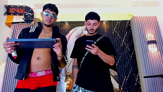 Webkamerová show the_knights_of_the_night_