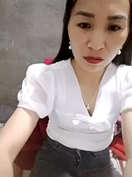 Thobaby112 现场XXX聊天