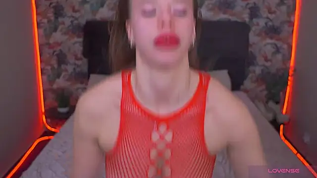 Show modela Sexy_Ira na web-kameri