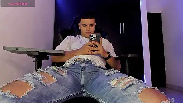 Liam_Mateo 在線直播表演