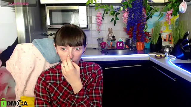 TayanaJons Adlı Modelin Canlı XXX Sohbeti