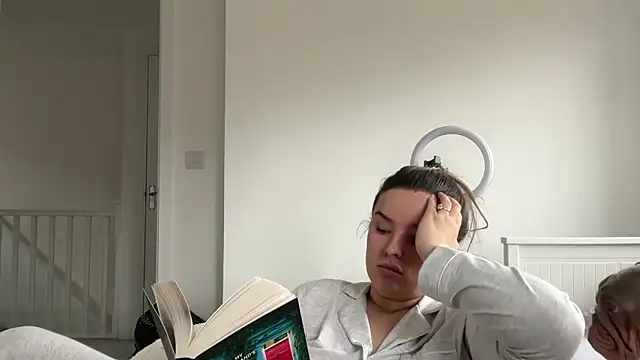 Онлайн чат XXX maisiesmithx